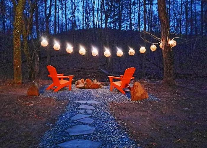 Our Private Wooded Cabin